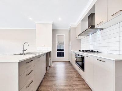 6 Navigation Road, Tarneit