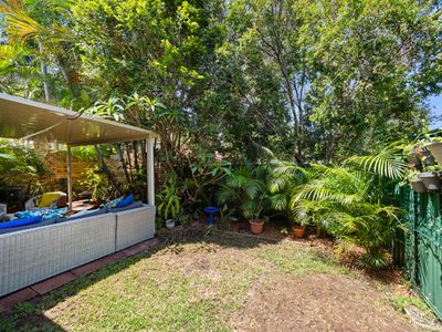 1 / 2 Denison Court, Capalaba