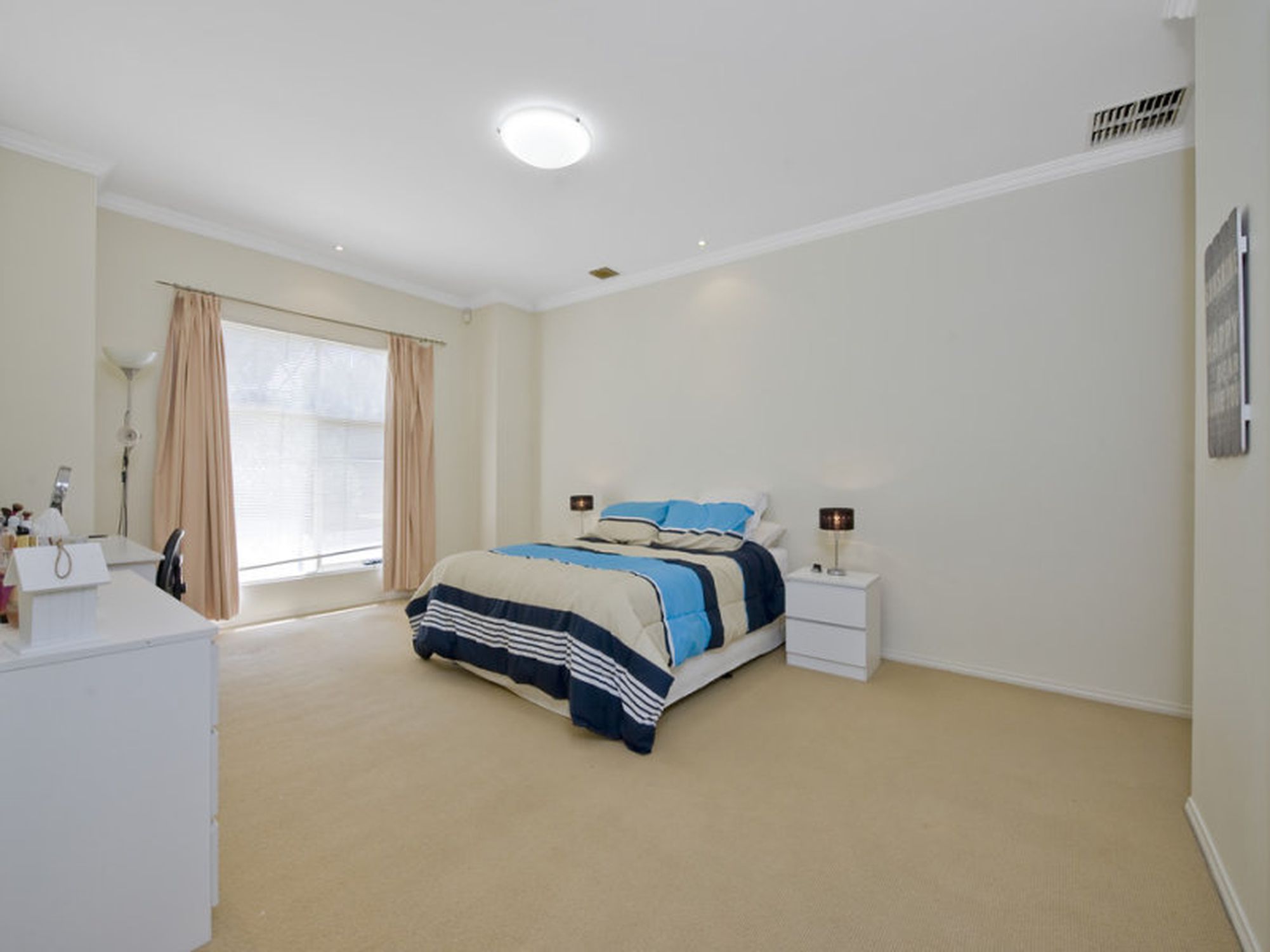 12 Northgate Parade, Northgate