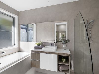 9 Apple Gum Place, Palmview