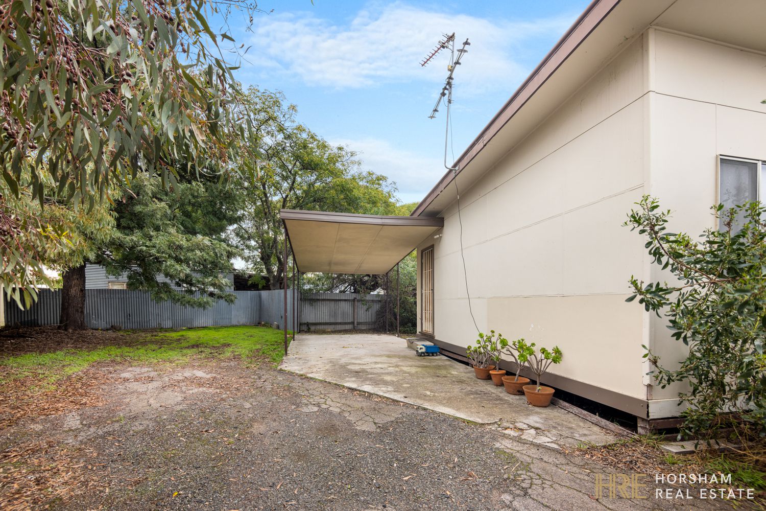 1 4 / 9 Burgess Street, Horsham
