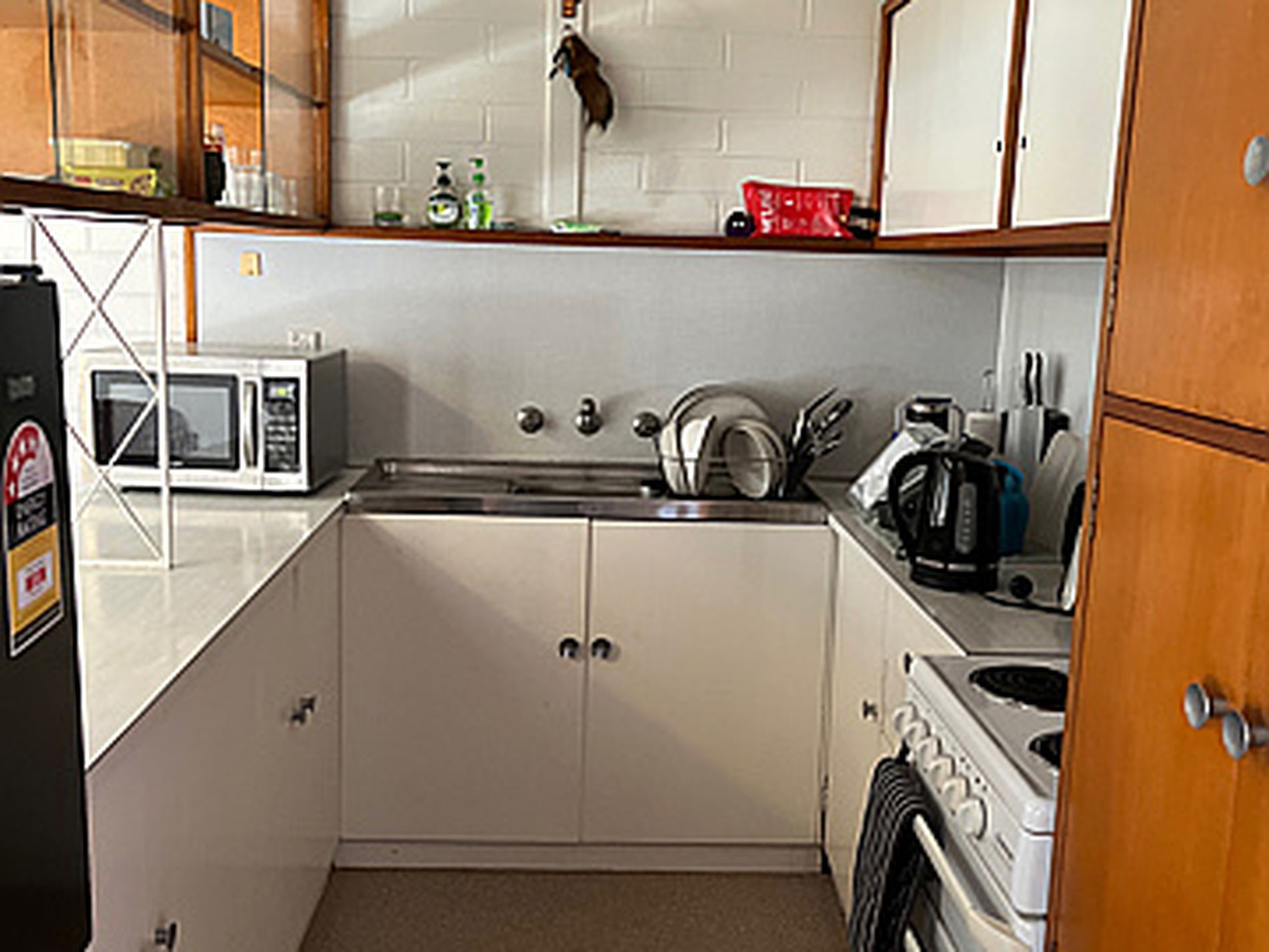 6 / 3 East Court, Newcomb