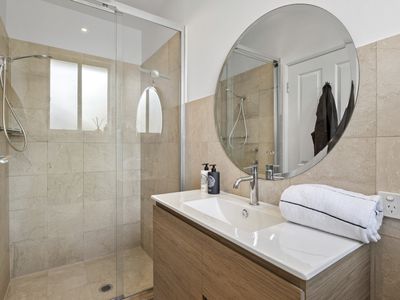 120 Killarney Drive, Killarney Heights