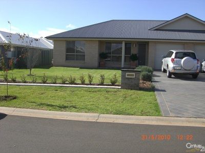 8A Arthur Summons Street, Dubbo