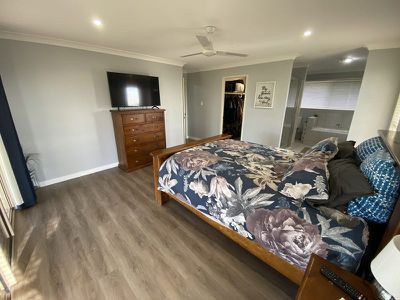 74-76 Rosella Parade, Kingaroy