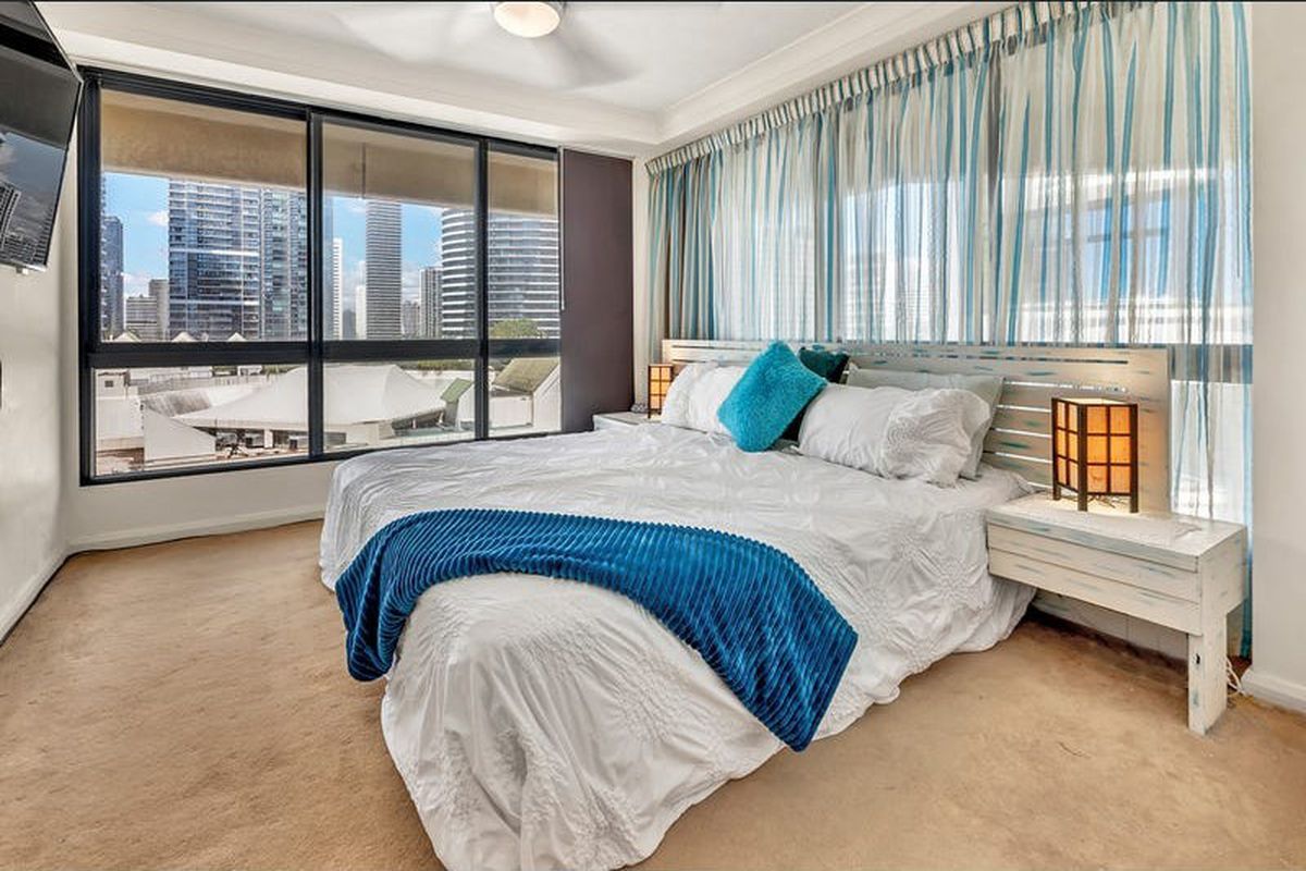 101 / 15 Victoria Avenue, Broadbeach