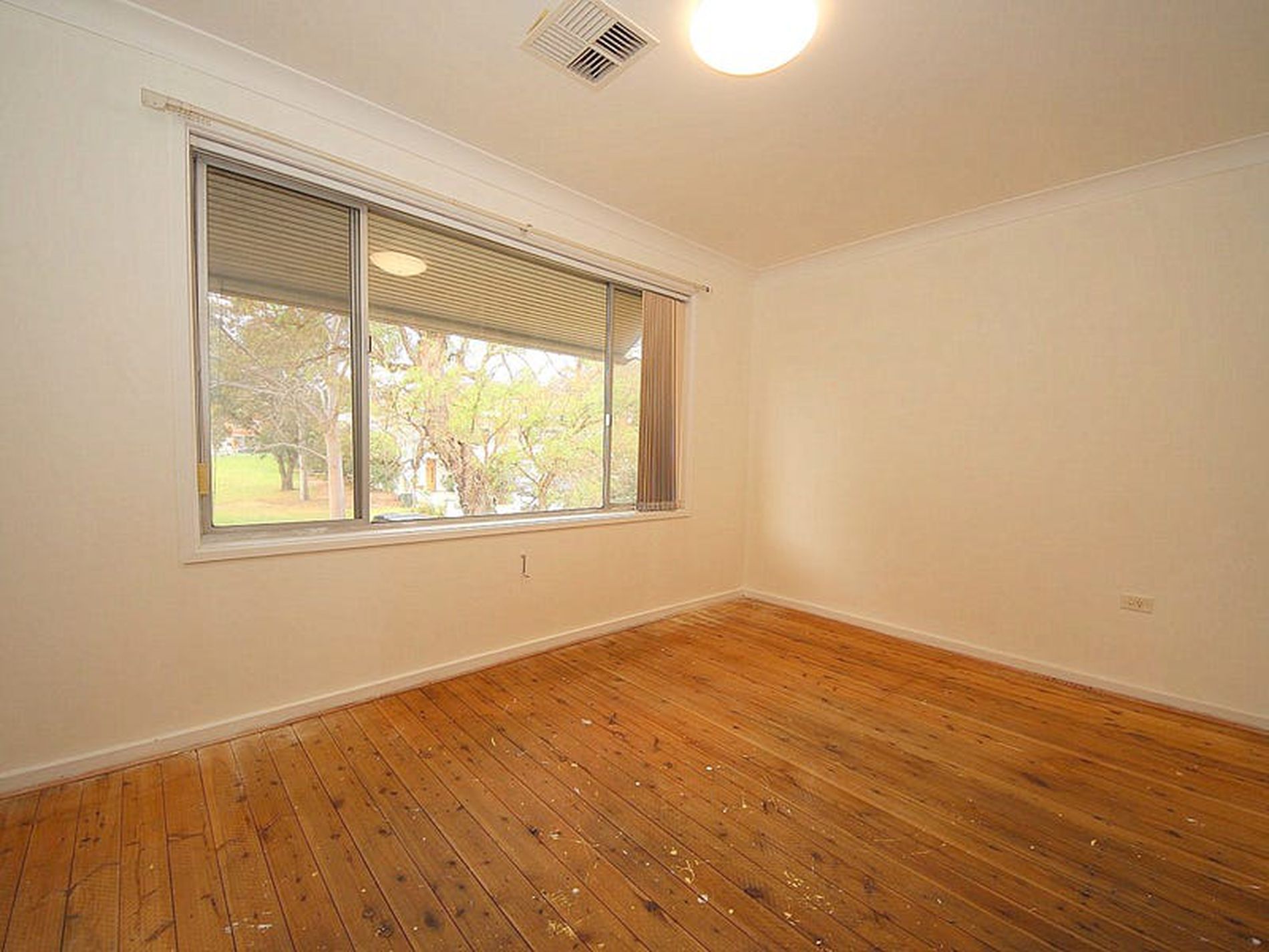 16 Grace Avenue, Georges Hall