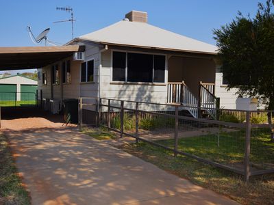 158 Emu Street, Longreach