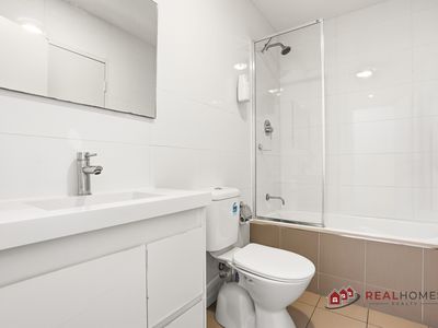 80 / 56 Lakeside Parade, Jordan Springs