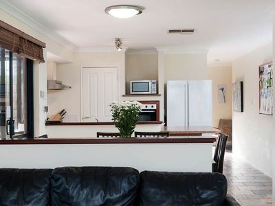 10 Limerick Way    UNDER OFFER, Fremantle