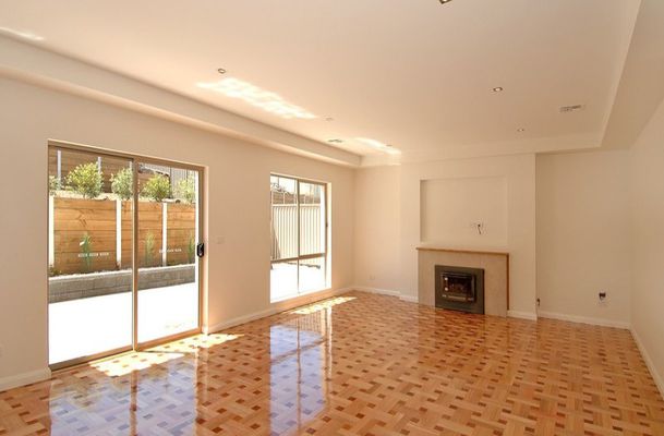 5 Muirhead court, Greenvale