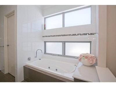 156B Cobb Street, Doubleview