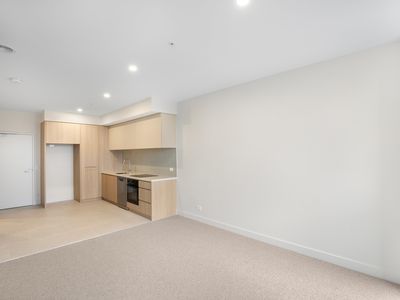 102/380 Bell Street, Preston