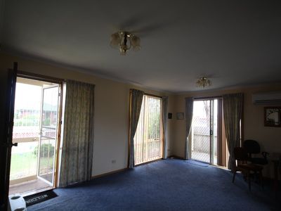 3 / 5 Church Street, Wynyard