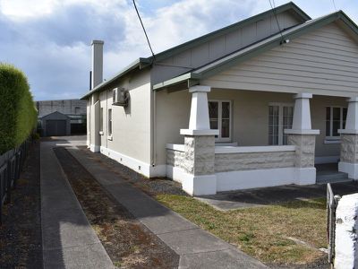 1 / 6 Stuckey Street, Millicent