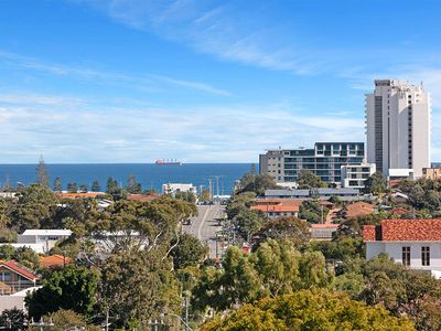 7 / 152 Scarborough Beach Road, Scarborough