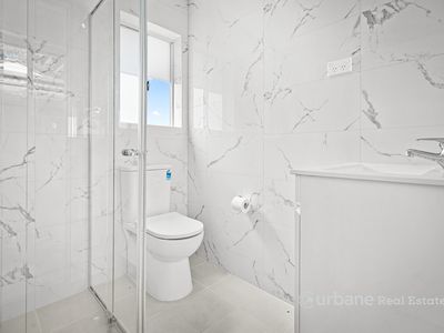 25 & 25A Adelphi Crescent, Doonside