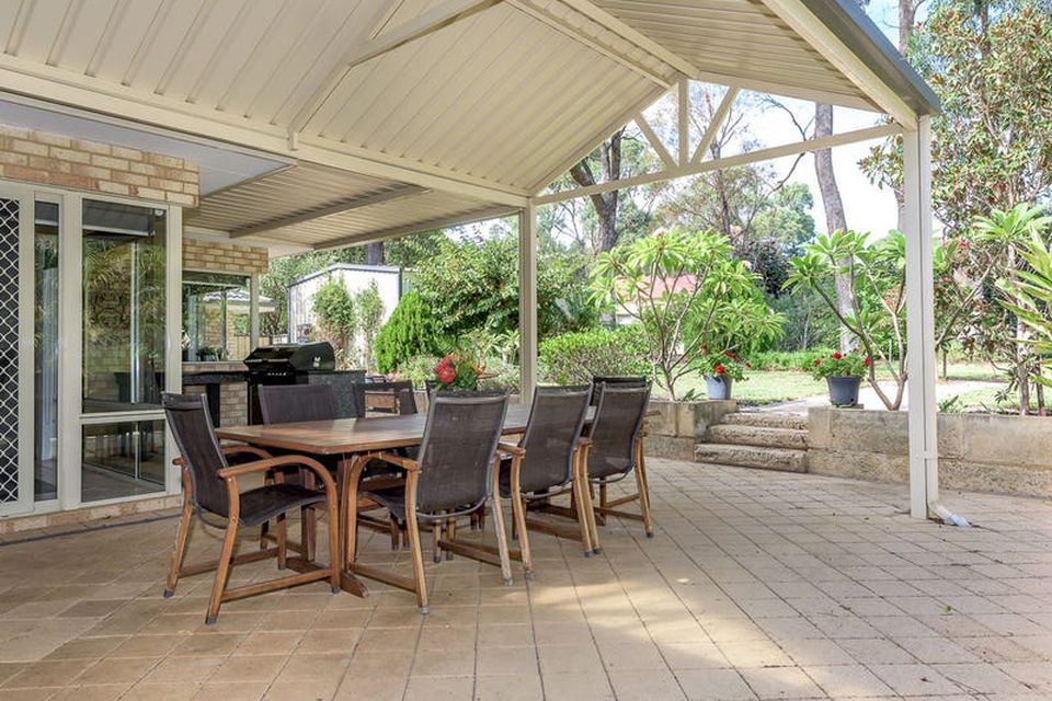 6 Loxley Place , Baldivis