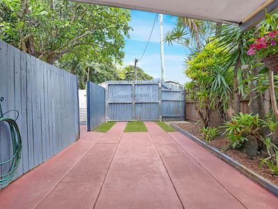 1 / 34 York Street, Whitfield