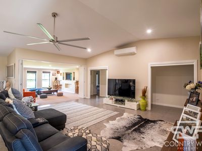 409 Gwydir Highway, Glen Innes