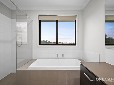 79 Calm Crescent, Springfield Lakes