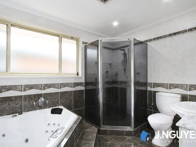 73 Buranda Crescent, St Johns Park