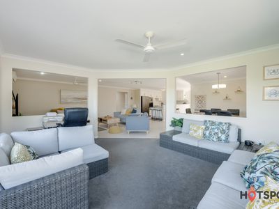 5 Cove Street, Burnett Heads