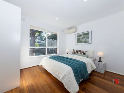 1 / 50 Edinburgh Road, Blackburn South