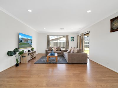 2 Yass Court, Wyndham Vale