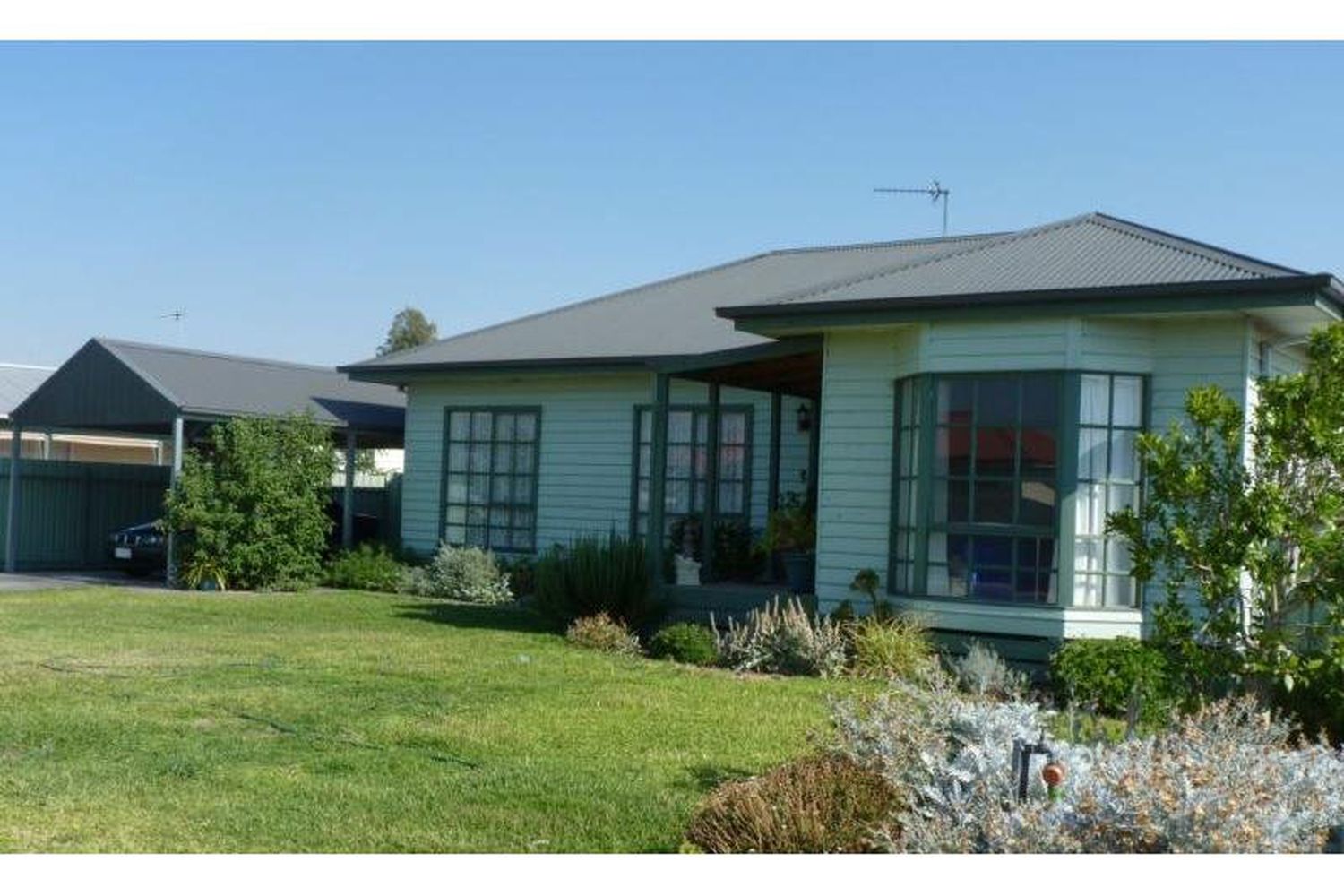 15 Paterson Street, Horsham