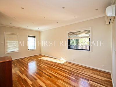 9 Dickenson Street, Panania