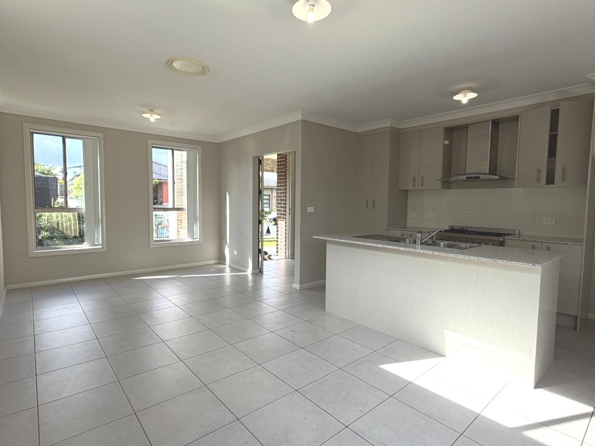 50 Lowndes Drive, Oran Park