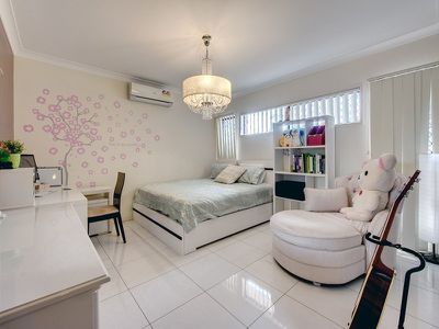 85 Cardena Drive, Augustine Heights