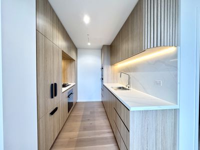 403 / 1 Corona Avenue, Roseville