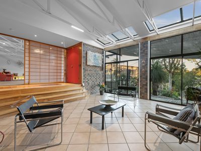 24 Balis Street, Holland Park West