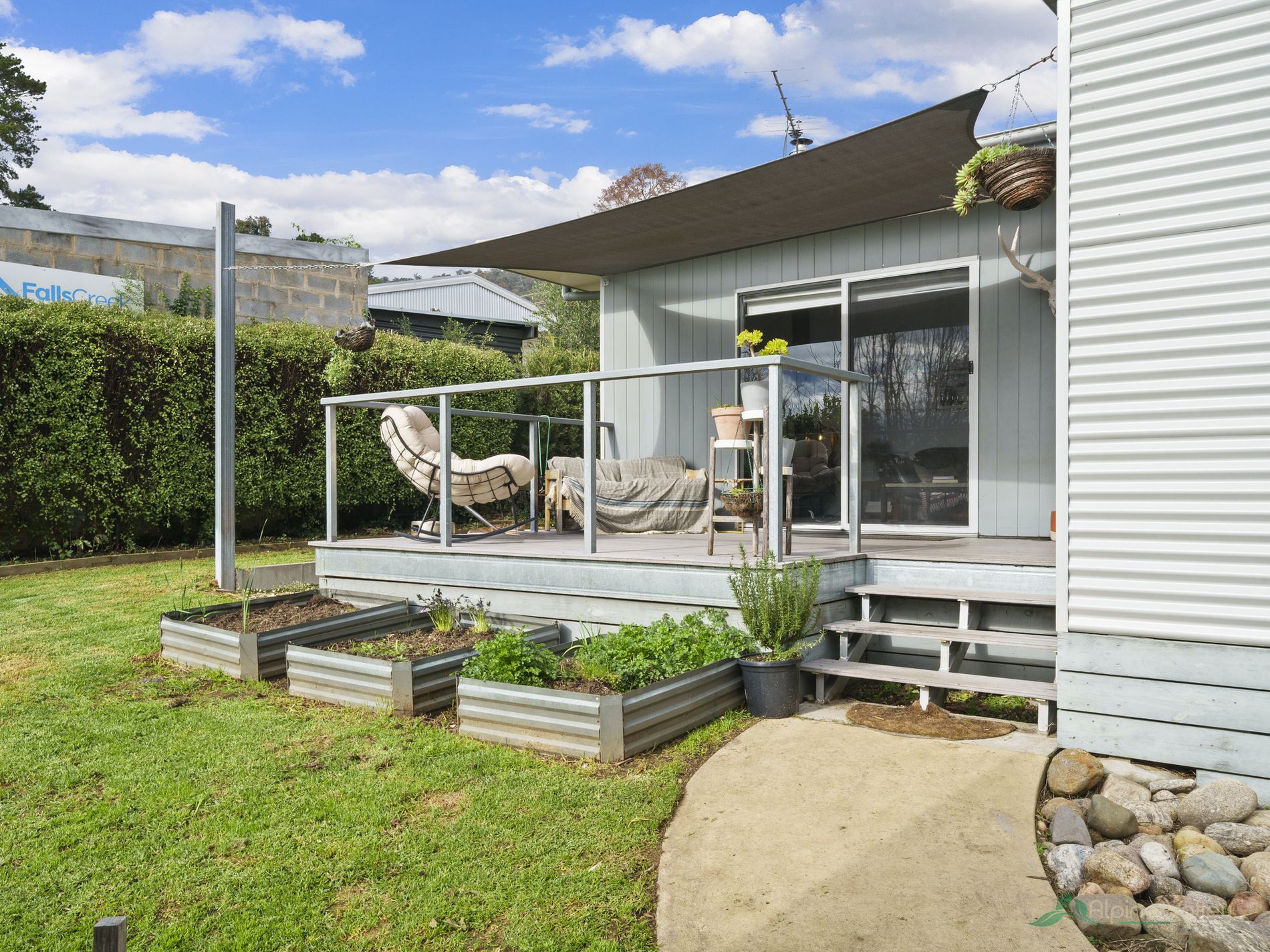 2 Mount Street , Mount Beauty