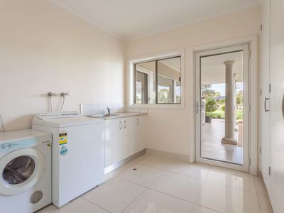 53 Old School Road, Wangaratta