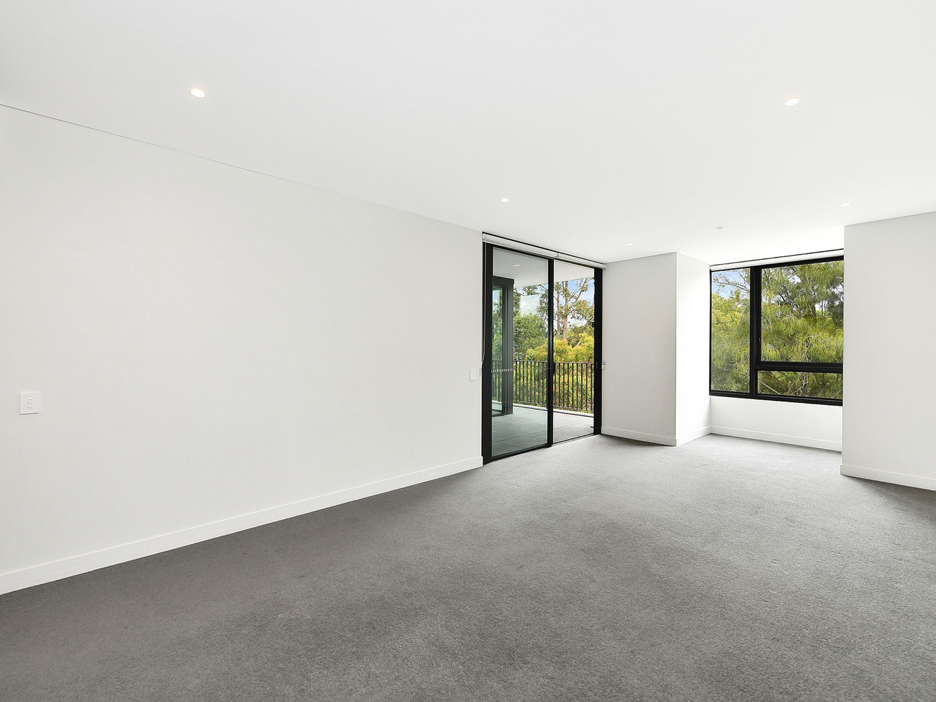 316 / 1A The Crescent, Forest Lodge