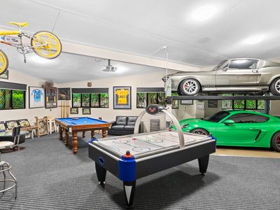 42-44 Osprey Close, Bayview Heights