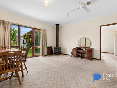 3932 Harmony Way, Harcourt North