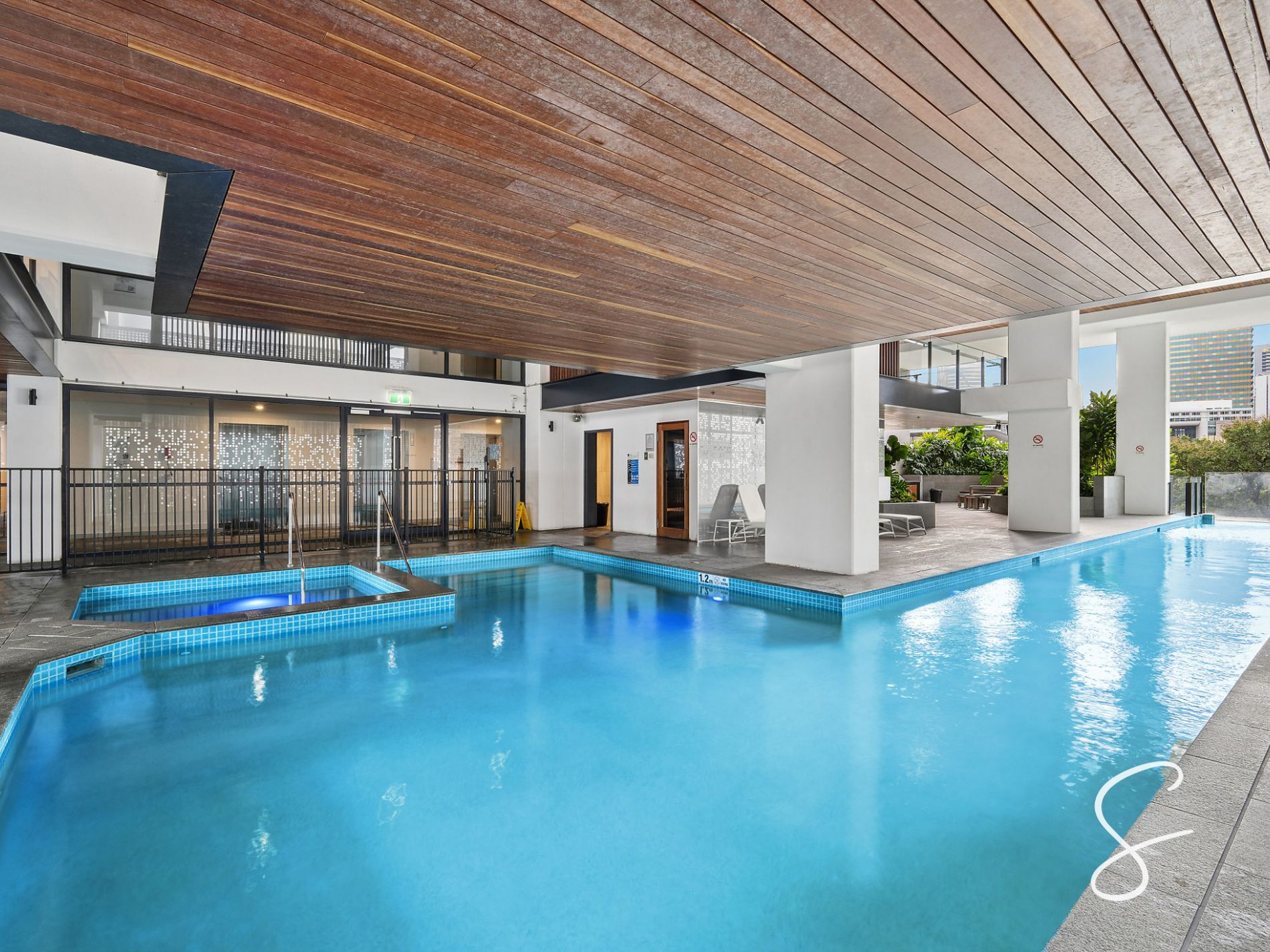 2011 / 19 Hope Street, South Brisbane