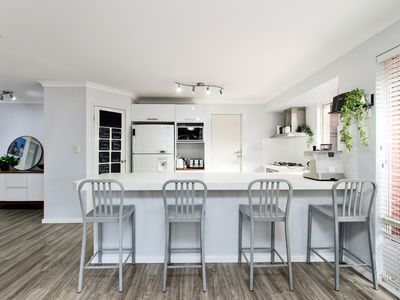 98 Baningan Avenue, Success