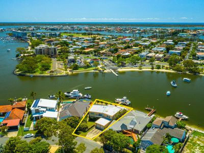 11 Lindsay Parade, Paradise Point
