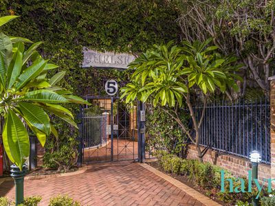 8 / 5 Delhi Street, West Perth
