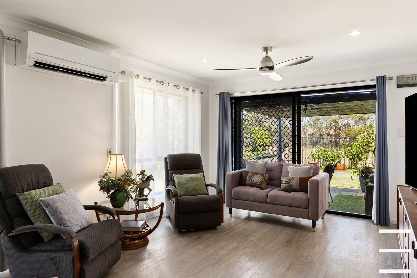Photo 5 of 20, 2/8 Water Gum Crescent, Ningi