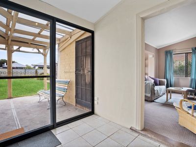 4 Mooltan Avenue, Largs North