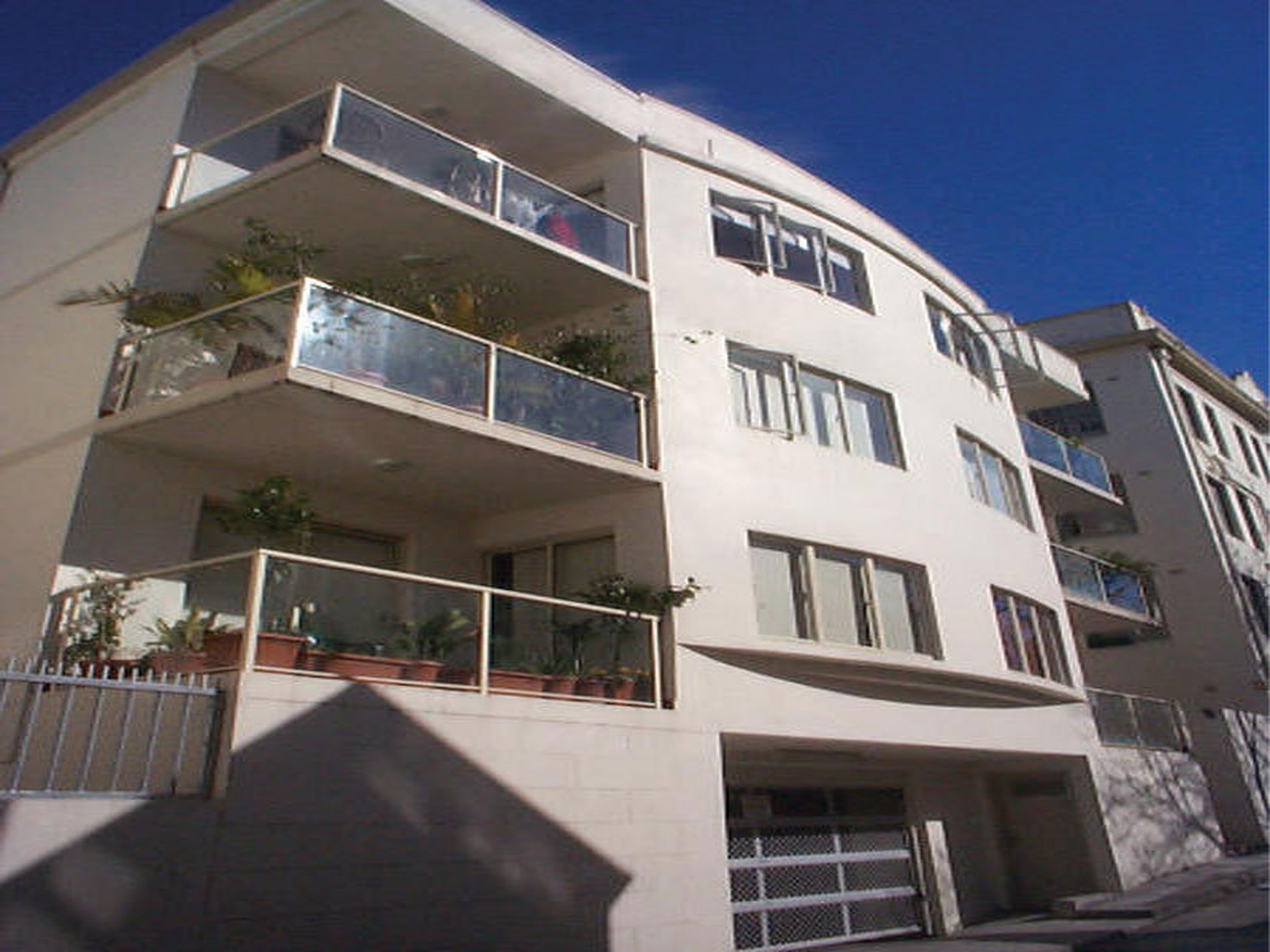 4 / 1 Kellett Place, Potts Point