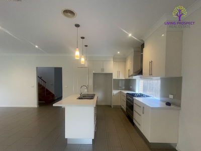 57 Sanctuary Lakes East Boulevard, Point Cook