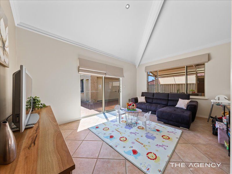 15 Lupin Way, Coogee