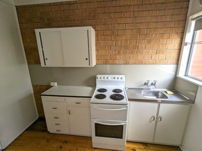6 / 8 William Street, Newtown